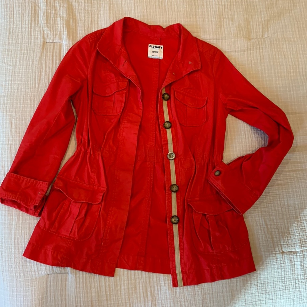 Red chino jacket with cute details